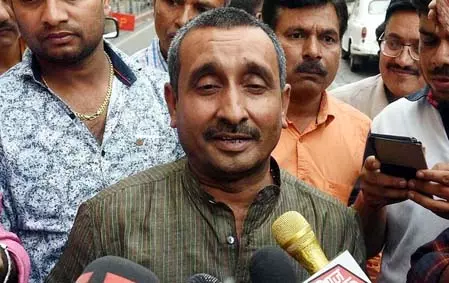 उन्नाव रेप केस: पूर्व विधायक कुलदीप सेंगर की जमानत के खिलाफ याचिका पर 27 जनवरी को अगली सुनवाई उन्नाव रेप केस: पूर्व विधायक कुलदीप सेंगर की जमानत के खिलाफ याचिका पर 27 जनवरी को अगली सुनवाई