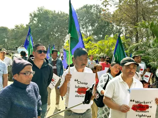 IGJF ने चाय बागानों में काम करने वाले मज़दूरों के लिए न्यूनतम मज़दूरी की मांग IGJF ने चाय बागानों में काम करने वाले मज़दूरों के लिए न्यूनतम मज़दूरी की मांग