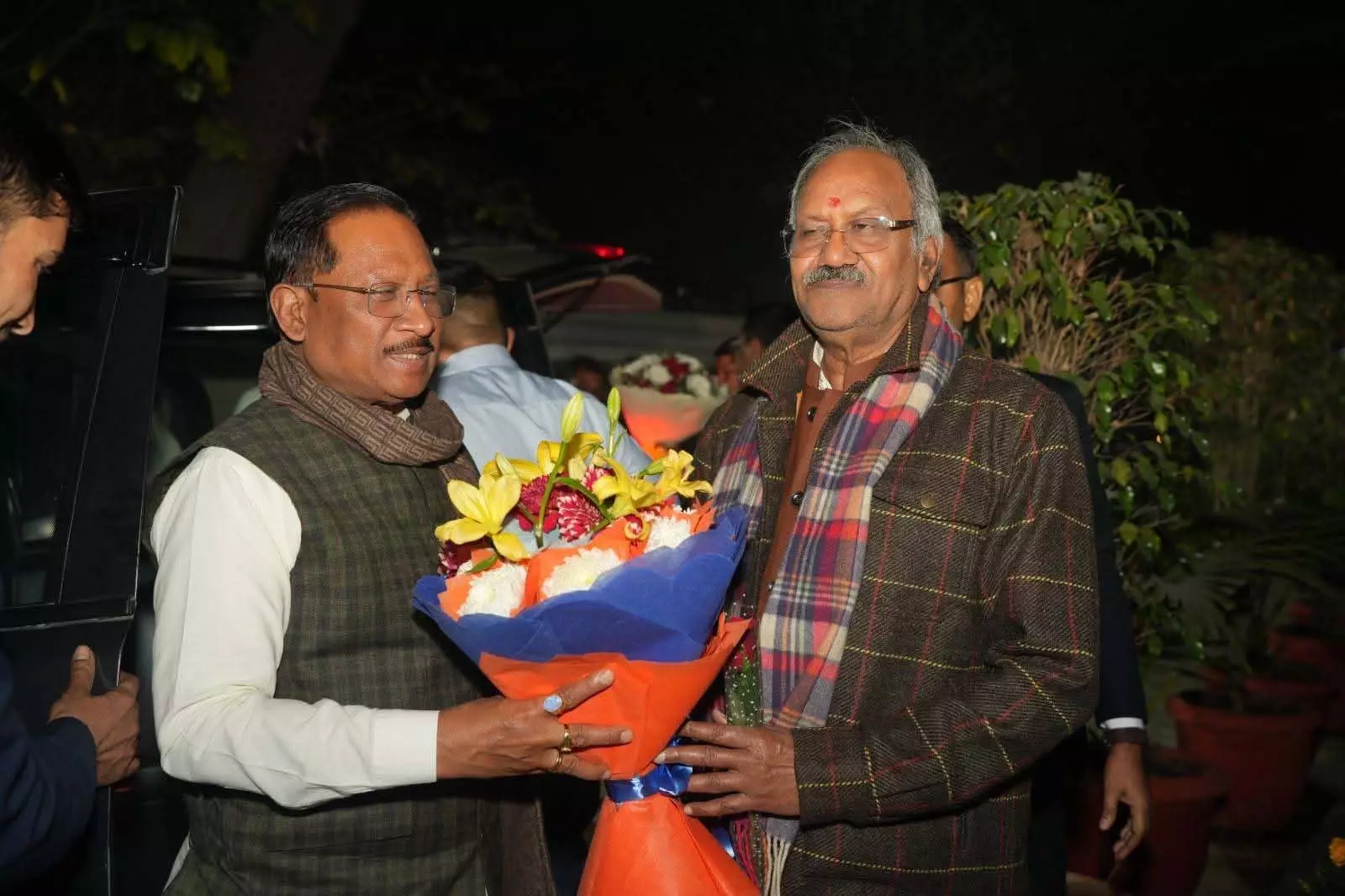 सांसद बृजमोहन अग्रवाल की डिनर डिप्लोमेसी सांसद बृजमोहन अग्रवाल की डिनर डिप्लोमेसी