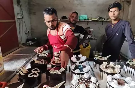 पीएमएफई योजना से शेखपुरा में बदली तस्वीर, बेकरी व्यवसाय से ग्रामीण बने आत्मनिर्भर, दे रहे रोजगार पीएमएफई योजना से शेखपुरा में बदली तस्वीर, बेकरी व्यवसाय से ग्रामीण बने आत्मनिर्भर, दे रहे रोजगार