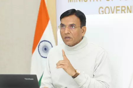 डॉ. मनसुख मांडविया ने लद्दाख को खेलो इंडिया शीतकालीन खेलों की मेजबानी क्षमता के लिए दी बधाई डॉ. मनसुख मांडविया ने लद्दाख को खेलो इंडिया शीतकालीन खेलों की मेजबानी क्षमता के लिए दी बधाई
