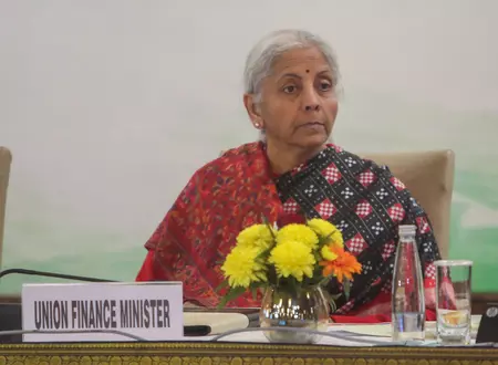 आम बजट 2026-27 में डिजिटल अर्थव्यवस्था और टियर2 एवं 3 शहरों में उद्योगों को बढ़ाने पर हो फोकस आम बजट 2026-27 में डिजिटल अर्थव्यवस्था और टियर2 एवं 3 शहरों में उद्योगों को बढ़ाने पर हो फोकस