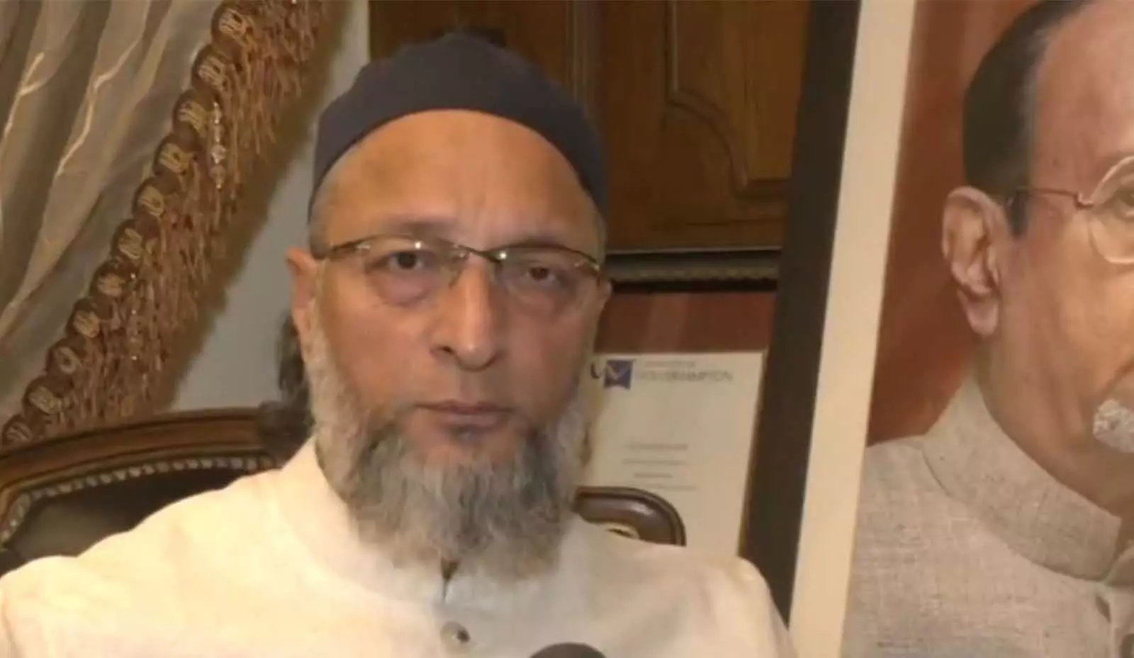 AIMIM की महाराष्ट्र नगर निगम चुनाव में जीत के बाद ओवैसी ने भाजपा के साथ गठबंधन से इनकार किया AIMIM की महाराष्ट्र नगर निगम चुनाव में जीत के बाद ओवैसी ने भाजपा के साथ गठबंधन से इनकार किया