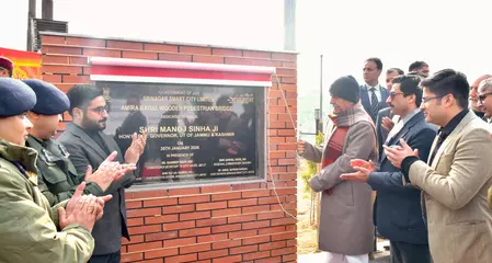 एलजी ने अमीरा कदल पुल का किया उद्घाटन तो नेशनल कॉन्फ्रेंस के नेता ने किया विरोध एलजी ने अमीरा कदल पुल का किया उद्घाटन तो नेशनल कॉन्फ्रेंस के नेता ने किया विरोध