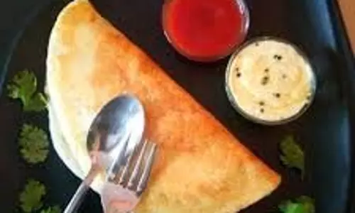 Matar Paneer Dosa: सर्दियों में ट्राई करें मटर पनीर डोसा Matar Paneer Dosa: सर्दियों में ट्राई करें मटर पनीर डोसा