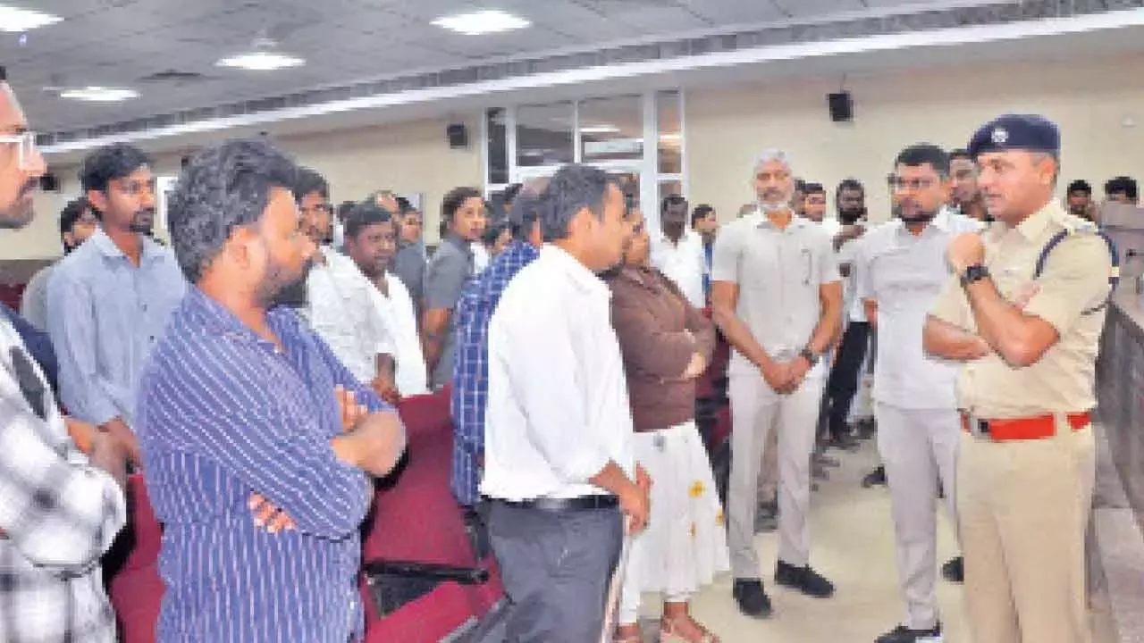 शहर में ड्रग्स इस्तेमाल करने वालों के माता-पिता से H-NEW ने कहा, अपनी नज़रें खुली रखें