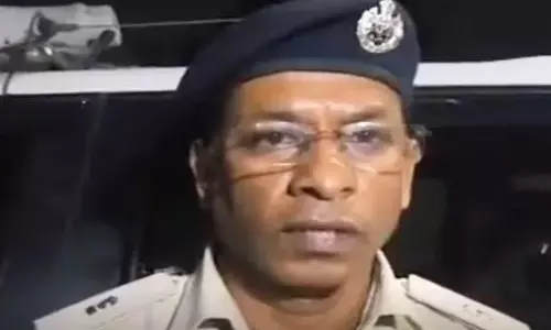 गृहमंत्री विजय शर्मा ने ASP राजेंद्र जायसवाल को सस्पेंड करने के दिए निर्देश गृहमंत्री विजय शर्मा ने ASP राजेंद्र जायसवाल को सस्पेंड करने के दिए निर्देश