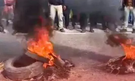 युवक की मॉब लिंचिंग के बाद कोकराझार में तनाव: इंटरनेट सस्पेंड, RAF तैनात युवक की मॉब लिंचिंग के बाद कोकराझार में तनाव: इंटरनेट सस्पेंड, RAF तैनात