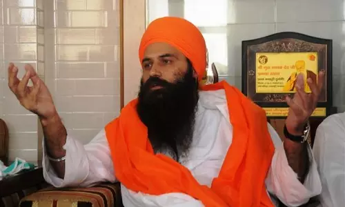 Sikh संस्था के प्रमुख ने अकाल तख्त का रुख किया, दादूवाल पर गंभीर आरोप लगाए Sikh संस्था के प्रमुख ने अकाल तख्त का रुख किया, दादूवाल पर गंभीर आरोप लगाए