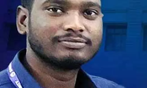 Sambalpur University का छात्र हॉस्टल के कमरे में लटका मिला, आत्महत्या का शक