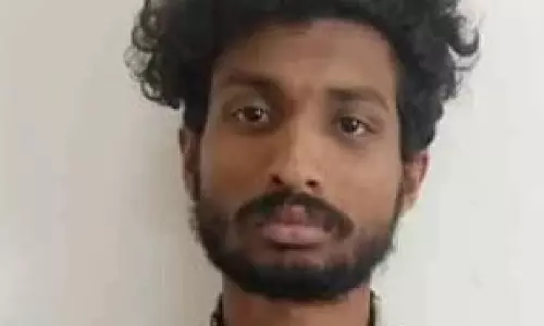 Bengaluru में पुलिस कार्रवाई, महिलाओं के खिलाफ अपराध में केरल युवक पकड़ा गया Bengaluru में पुलिस कार्रवाई, महिलाओं के खिलाफ अपराध में केरल युवक पकड़ा गया