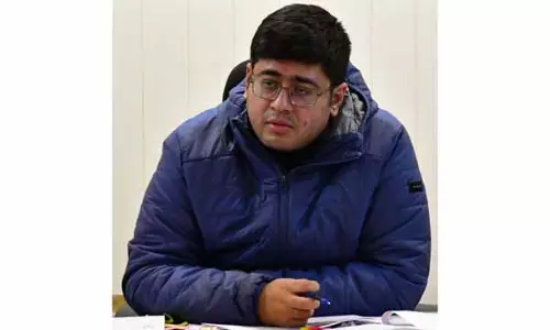 DC Ganderbal ने रेवेन्यू रिकॉर्ड्स के डिजिटाइजेशन की प्रोग्रेस का रिव्यू किया DC Ganderbal ने रेवेन्यू रिकॉर्ड्स के डिजिटाइजेशन की प्रोग्रेस का रिव्यू किया