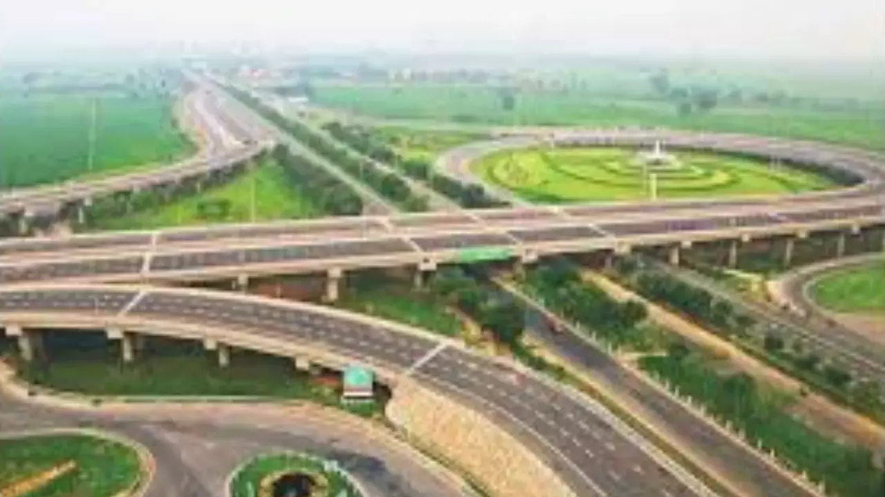 Lucknow: यमुना एक्सप्रेस-वे पर फिनटेक कंपनियों के लिए 250 एकड़ का साझा केंद्र