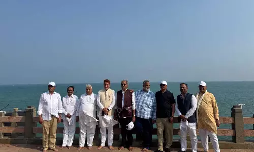 सांसद बृजमोहन अग्रवाल ने कन्याकुमारी स्थित विवेकानंद रॉक मेमोरियल का किया भ्रमण