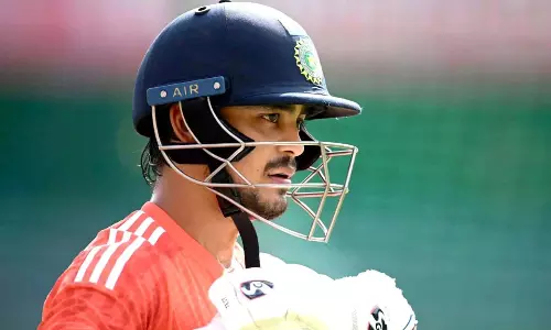 Sanju Samson के बाद ईशान किशन भी आउट, टीम इंडिया की पारी लड़खड़ाई Sanju Samson के बाद ईशान किशन भी आउट, टीम इंडिया की पारी लड़खड़ाई