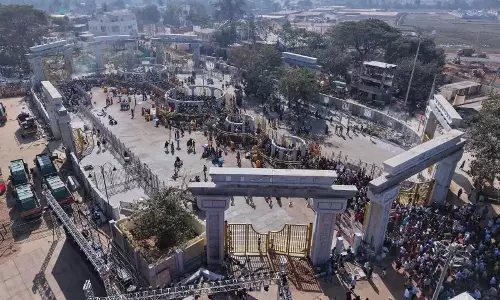 Medaram Temple का कायाकल्प: ₹251 करोड़ से बदल रही सूरत Medaram Temple का कायाकल्प: ₹251 करोड़ से बदल रही सूरत