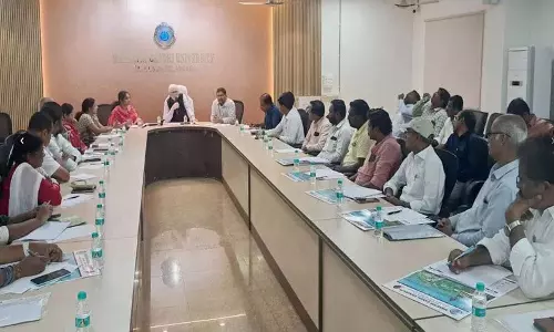 हर सेमेस्टर में 75 प्रतिशत उपस्थिति अनिवार्य होनी चाहिए: MGU VC हर सेमेस्टर में 75 प्रतिशत उपस्थिति अनिवार्य होनी चाहिए: MGU VC
