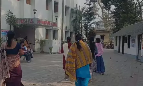 महिला ने hearing center में थप्पड़ मारने के लिए पुलिस के खिलाफ शिकायत दर्ज कराई