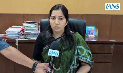 पालघर में CPI(M) का कलेक्टर कार्यालय के सामने विरोध प्रदर्शन निलंबित पालघर में CPI(M) का कलेक्टर कार्यालय के सामने विरोध प्रदर्शन निलंबित