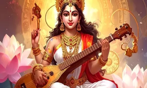 कहीं कॉपी-पैन तो कहीं बसंती काकेरा, इन बड़े मंदिरों में मां सरस्वती को लगता है विशेष भोग कहीं कॉपी-पैन तो कहीं बसंती काकेरा, इन बड़े मंदिरों में मां सरस्वती को लगता है विशेष भोग