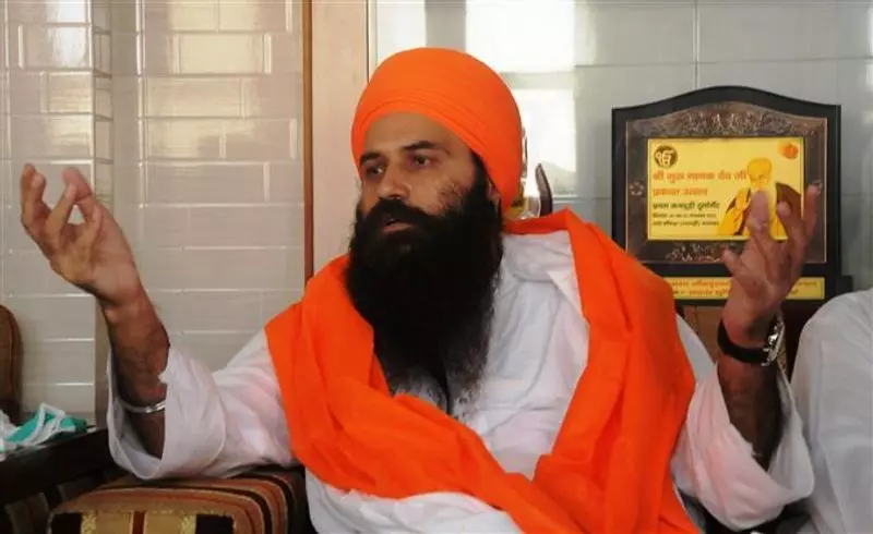 Sikh संस्था के प्रमुख ने अकाल तख्त का रुख किया, दादूवाल पर गंभीर आरोप लगाए Sikh संस्था के प्रमुख ने अकाल तख्त का रुख किया, दादूवाल पर गंभीर आरोप लगाए