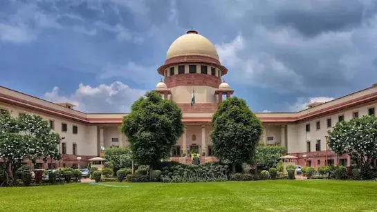 New Delhi: 65 दिन की शादी, 40 केस, सुप्रीम कोर्ट भी परेशान New Delhi: 65 दिन की शादी, 40 केस, सुप्रीम कोर्ट भी परेशान