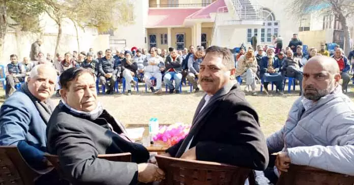 मनरेगा ग्रामीण गरीबों की अर्थव्यवस्था की रीढ़ है: Ashok मनरेगा ग्रामीण गरीबों की अर्थव्यवस्था की रीढ़ है: Ashok