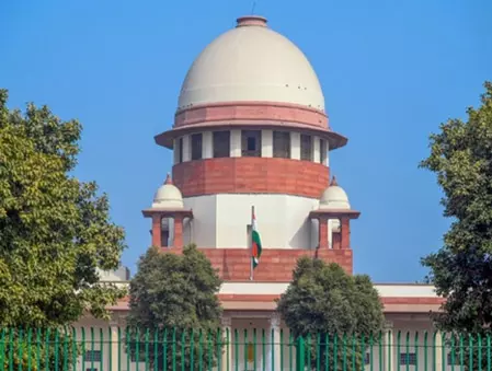 सुप्रीम कोर्ट ने सीएक्यूएम की रिपोर्ट पर लिया संज्ञान सुप्रीम कोर्ट ने सीएक्यूएम की रिपोर्ट पर लिया संज्ञान