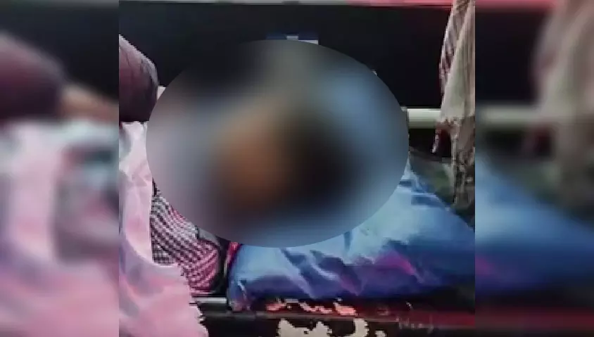 लापरवाही ने ली मासूम की जान...दिल दहलाने वाली खबर लापरवाही ने ली मासूम की जान...दिल दहलाने वाली खबर