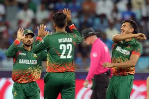 आईसीसी ने दिया बीसीबी को झटका, भारत में ही होंगे बांग्लादेश के टी20 वर्ल्ड कप मैच आईसीसी ने दिया बीसीबी को झटका, भारत में ही होंगे बांग्लादेश के टी20 वर्ल्ड कप मैच