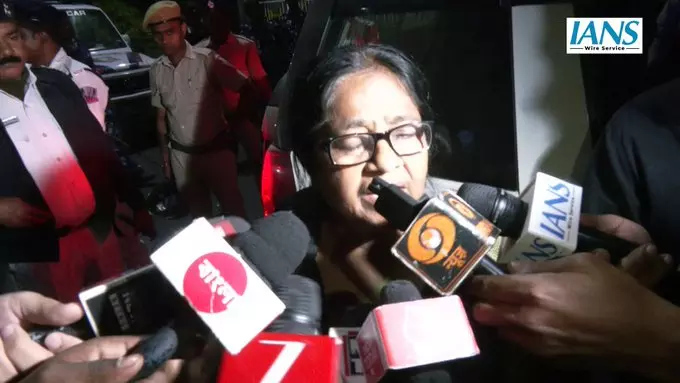 ASHA कार्यकर्ताओं की फिक्स्ड सैलरी बढ़ोतरी लंबित, स्वास्थ्य विभाग से कोई ठोस जवाब नहीं ASHA कार्यकर्ताओं की फिक्स्ड सैलरी बढ़ोतरी लंबित, स्वास्थ्य विभाग से कोई ठोस जवाब नहीं