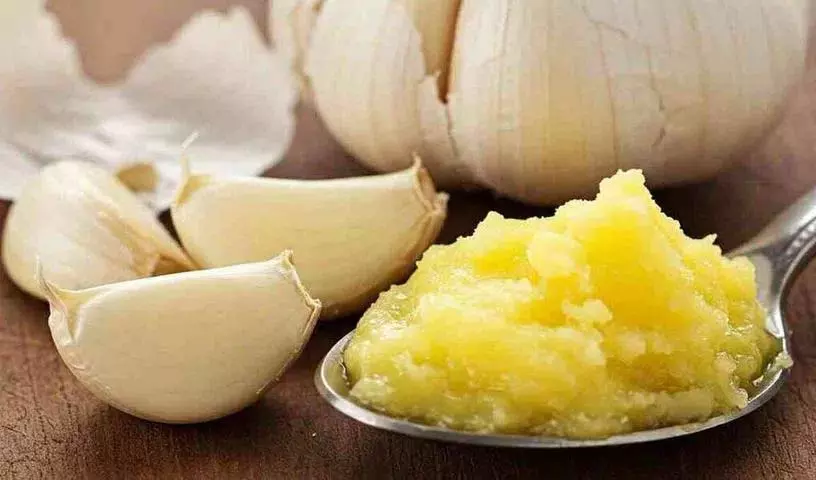 खाली पेट लहसुन और घी खाने से सेहत को कई Benefits होते खाली पेट लहसुन और घी खाने से सेहत को कई Benefits होते