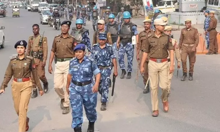 Assam: कोकराझार में सेना ने फ्लैग मार्च किया, शांति बैठक हुई