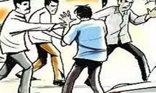 Odisha: व्यक्ति के साथ धर्म परिवर्तन के नाम पर कथित तौर पर मारपीट