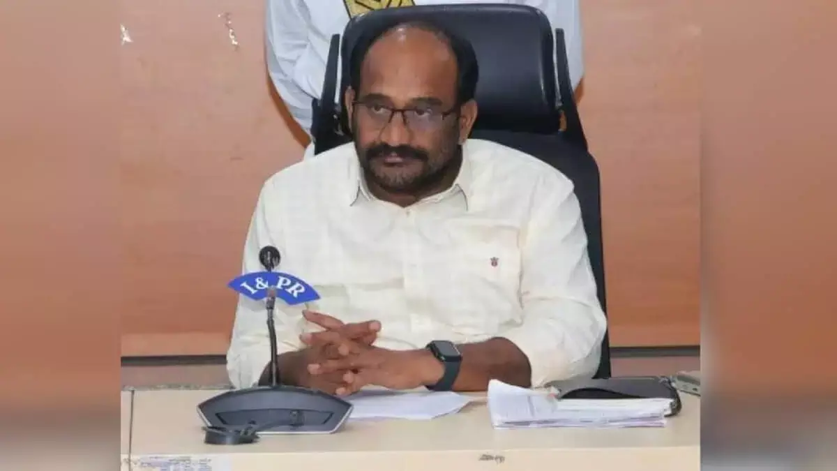 निलंबित एडिशनल कलेक्टर की संपत्तियों पर एसीबी के छापे में 7 करोड़ रुपये से अधिक की संपत्ति का पता चला निलंबित एडिशनल कलेक्टर की संपत्तियों पर एसीबी के छापे में 7 करोड़ रुपये से अधिक की संपत्ति का पता चला