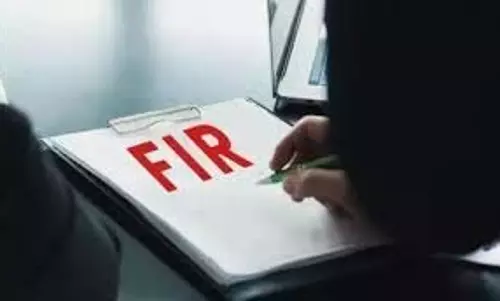 Indore : अवैध आयुर्वेदिक सीरप निर्माण का भंडाफोड़,संचालक के खिलाफ FIR