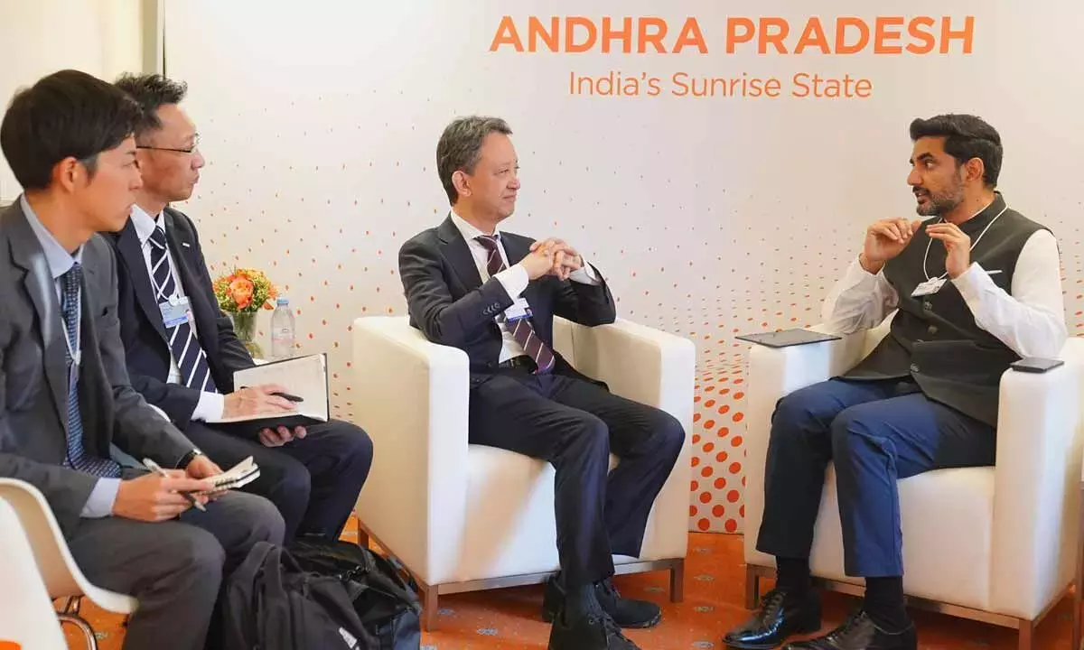 Andhra: लोकेश ने मेटा, स्केल एआई, जेरा, ज़ेरोधा को लुभाया Andhra: लोकेश ने मेटा, स्केल एआई, जेरा, ज़ेरोधा को लुभाया