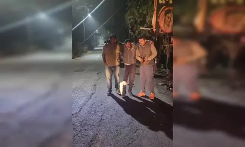 पुलिस मुठभेड़ के बाद चार अपराधी गिरफ्तार पुलिस मुठभेड़ के बाद चार अपराधी गिरफ्तार