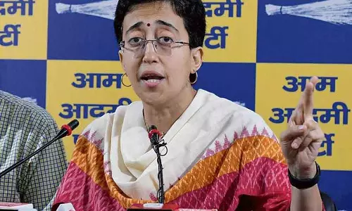 SGPC ने Delhi पुलिस कमिश्नर से मिलकर आतिशी के खिलाफ एफआईआर की मांग की SGPC ने Delhi पुलिस कमिश्नर से मिलकर आतिशी के खिलाफ एफआईआर की मांग की