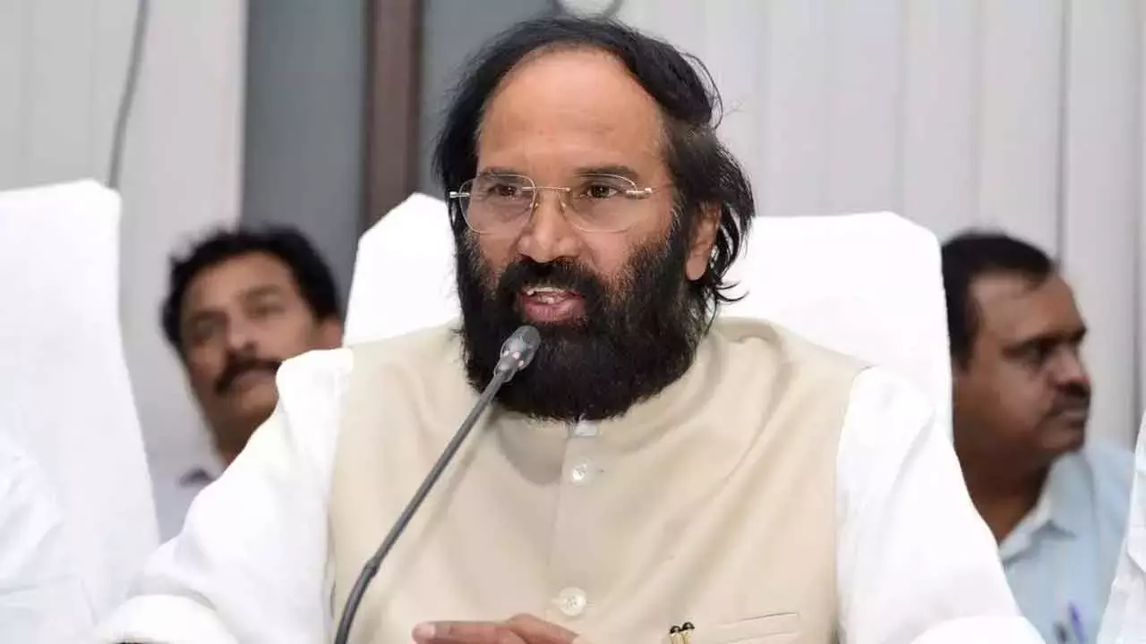 Telangana: लापरवाही की कोई गुंजाइश नहीं, उत्तम ने नगर निगम चुनावों से पहले चेतावनी दी Telangana: लापरवाही की कोई गुंजाइश नहीं, उत्तम ने नगर निगम चुनावों से पहले चेतावनी दी