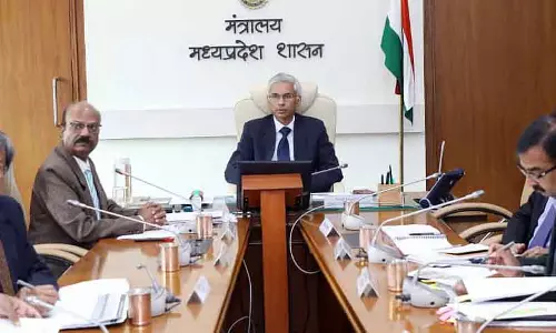 MP : इंदौर, भोपाल में नशाखोरी रोकने में नाकाम MP : इंदौर, भोपाल में नशाखोरी रोकने में नाकाम