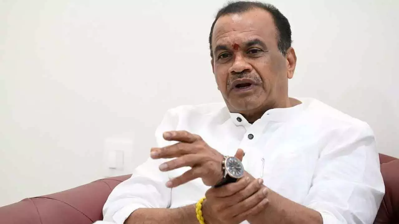 Telangana: कोमाटिरेड्डी सीनियर ने मलकाजगिरी निकाय चुनाव अभियान की शुरुआत की Telangana: कोमाटिरेड्डी सीनियर ने मलकाजगिरी निकाय चुनाव अभियान की शुरुआत की