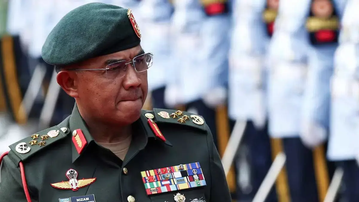Malaysia’s के पूर्व आर्मी चीफ हफीजुद्दीन जंतन पर डिफेंस स्कैंडल में मनी लॉन्ड्रिंग का आरोप