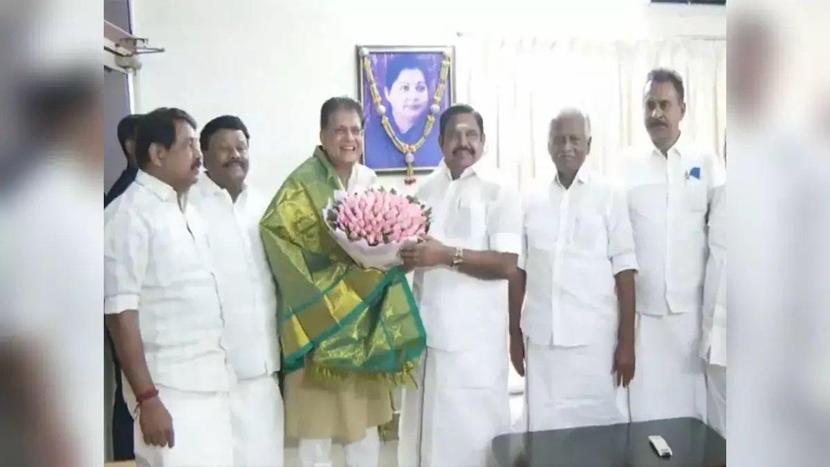 बीजेपी के पीयूष गोयल ने चेन्नई में AIADMK के पलानीस्वामी से मुलाकात की