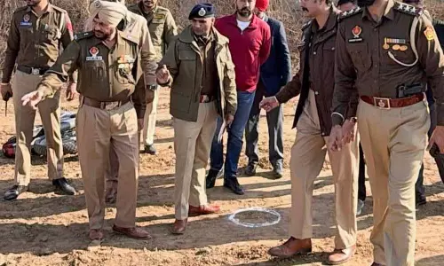 Punjab: ऑपरेशन प्रहार के दूसरे दिन विदेशी गैंगस्टरों के 1,100 से ज़्यादा साथी पकड़े गए Punjab: ऑपरेशन प्रहार के दूसरे दिन विदेशी गैंगस्टरों के 1,100 से ज़्यादा साथी पकड़े गए