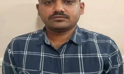 Bengaluru : पत्नी की हत्या के आरोप में पति और उसके कर्मचारी को गिरफ्तार किया
