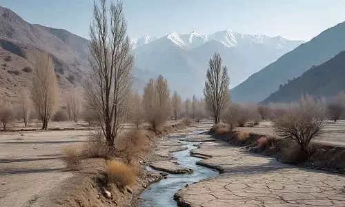 Jammu-Kashmir में बारिश के अनुमान के बावजूद सर्दियों में 85% बारिश की कमी