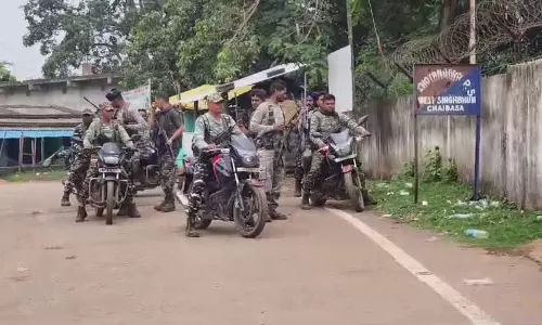 नक्सलवाद को करारा झटका: 16 नक्सलियों को किया ढेर, भीषण मुठभेड़ जारी