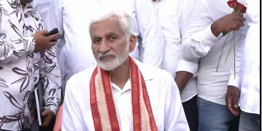 Telangana : शराब घोटाले में ईडी विजय साई रेड्डी से पूछताछ करेगी। Telangana : शराब घोटाले में ईडी विजय साई रेड्डी से पूछताछ करेगी।