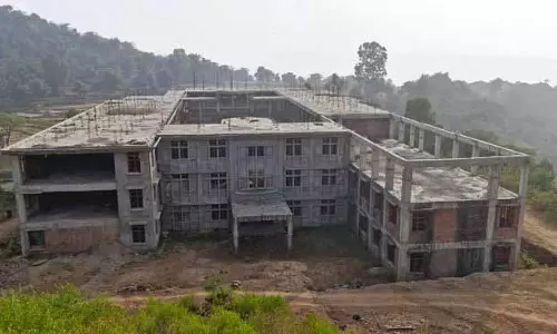फंड की कमी के कारण Nurpur में नए कॉलेज की बिल्डिंग का कंस्ट्रक्शन रुका हुआ है फंड की कमी के कारण Nurpur में नए कॉलेज की बिल्डिंग का कंस्ट्रक्शन रुका हुआ है